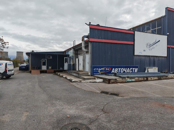 София, бул. "проф. Цветан Лазаров" 12